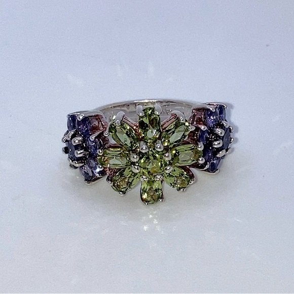 STERLING Amethyst Peridot Cocktail Silver Ring Huge 3 Flower Sz 5 Vintage - Picture 4 of 11